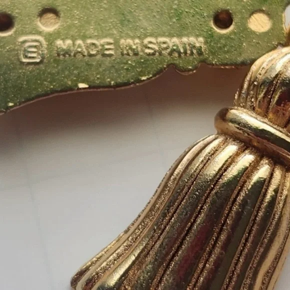 ESCADA Women’s Gold Tone Chain Link Charm Belt Made in Spain VINTAGE RARE FIND!! - Picture 11 of 15